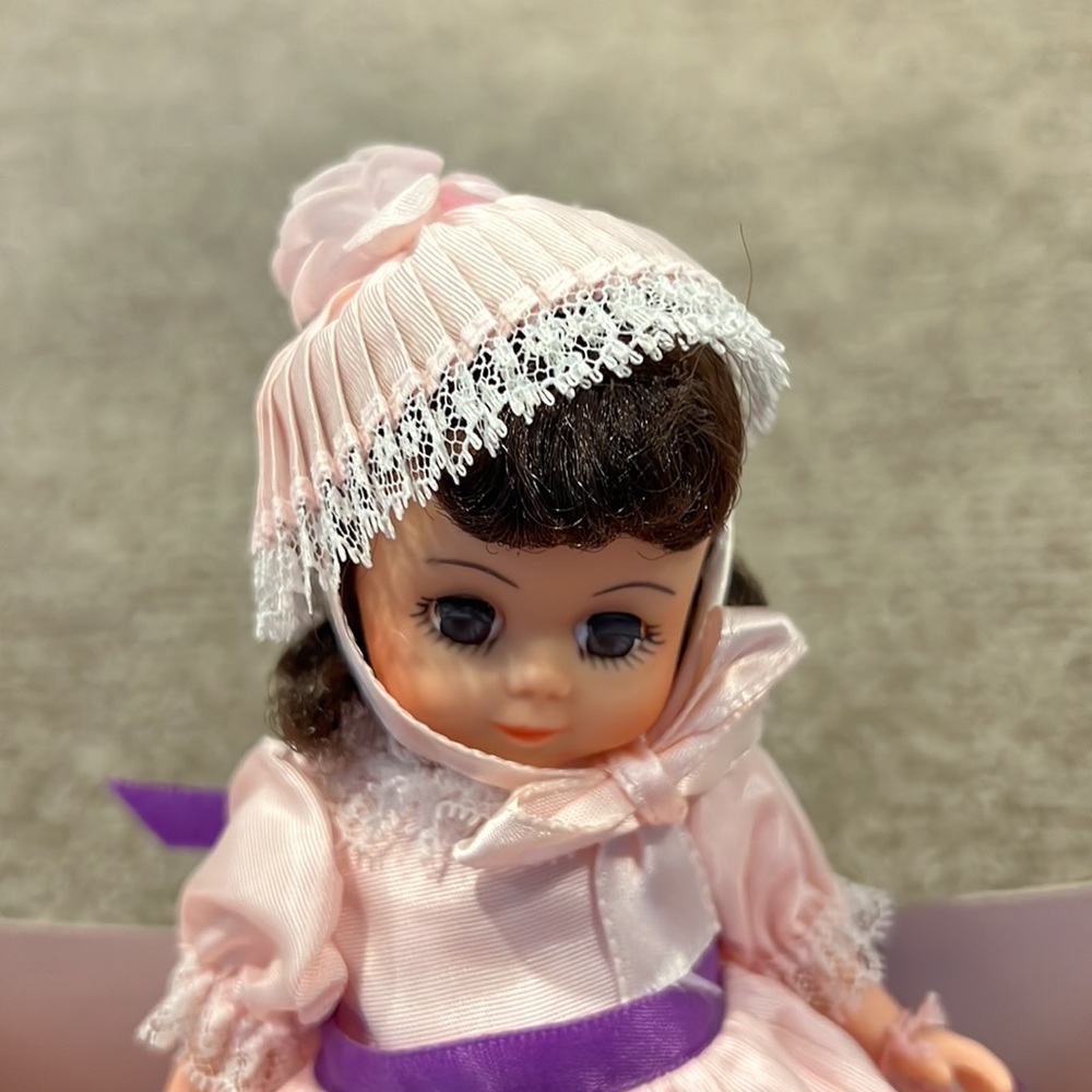 Madame Alexander Doll: Little Miss (#489)